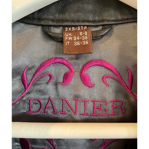 Danier Leather Jacket - Picture 5 of 7